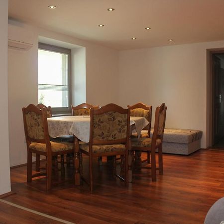 Das Blaue Haus Guesthouse - Kovacshida Eksteriør billede